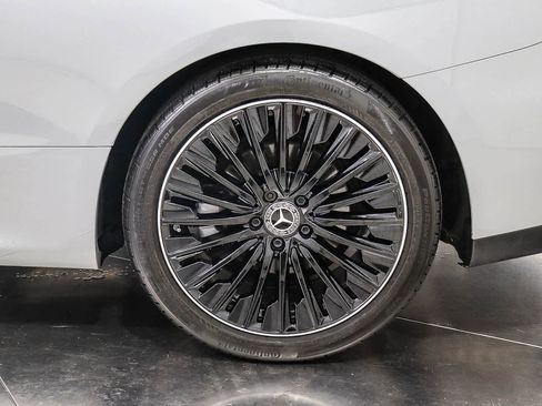 Used 2024 Mercedes-Benz CLE 300 4MATIC Coupe image 10