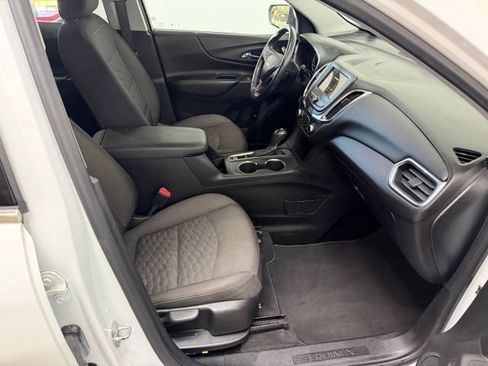 Used 2019 Chevrolet Equinox LT FWD image 36