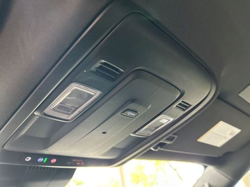 Used 2025 Chevrolet Suburban LS image 50