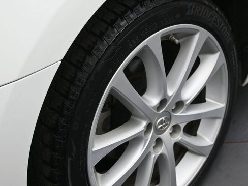 Used 2014 Toyota Avalon Limited FWD image 13