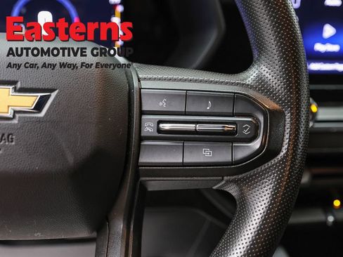 Used 2023 Chevrolet Colorado W/T RWD image 15