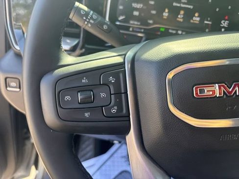 Used 2025 GMC Sierra 1500 Elevation AWD/4WD image 8