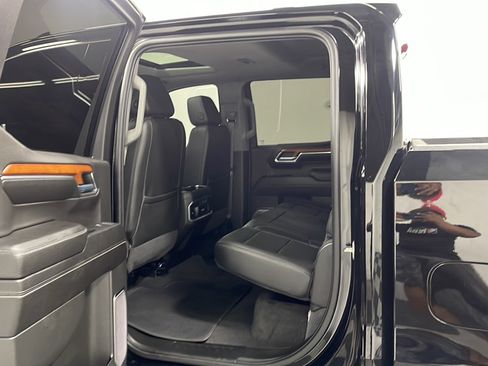 Used 2022 GMC Sierra 1500 Denali AWD/4WD image 16