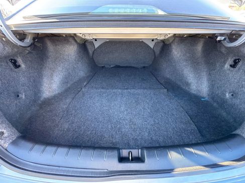 Used 2017 Honda Accord LX image 36