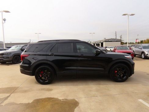 Certified 2023 Ford Explorer ST w/ Equipment Group 401A image 8