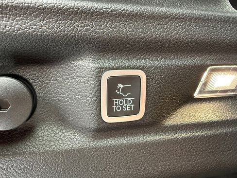 New 2025 Jeep Grand Cherokee L Limited w/ Black Appearance Package image 21