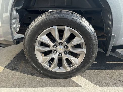 Used 2020 Chevrolet Silverado 1500 LT image 9