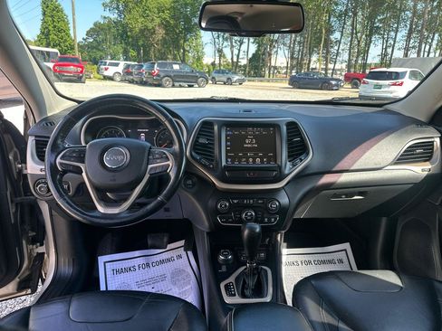 Used 2015 Jeep Cherokee Limited AWD/4WD image 18