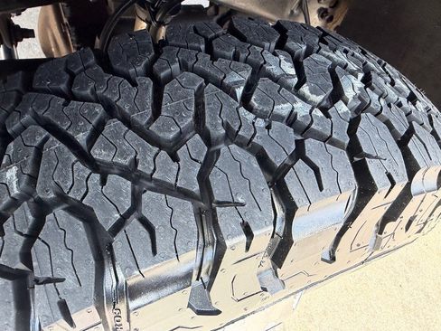 Used 2000 Ford F350 XLT AWD/4WD image 16