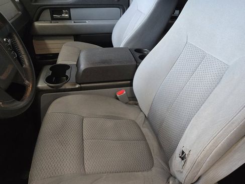 Used 2014 Ford F150 XLT w/ Equipment Group 302A Luxury AWD/4WD image 19