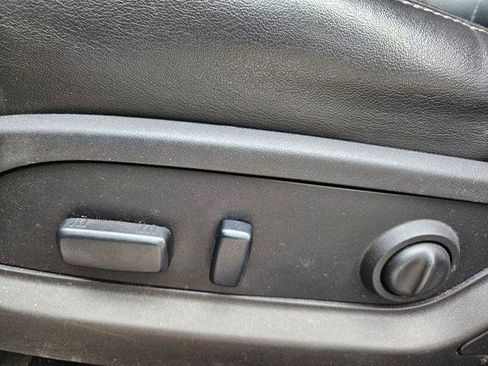 Used 2017 Buick Enclave Leather w/ Trailering Package AWD/4WD image 9