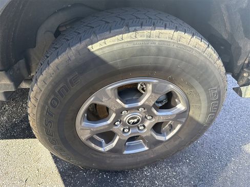 Used 2025 Ford Bronco Big Bend image 10