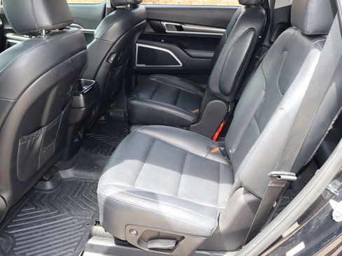Used 2020 Kia Telluride S FWD image 6