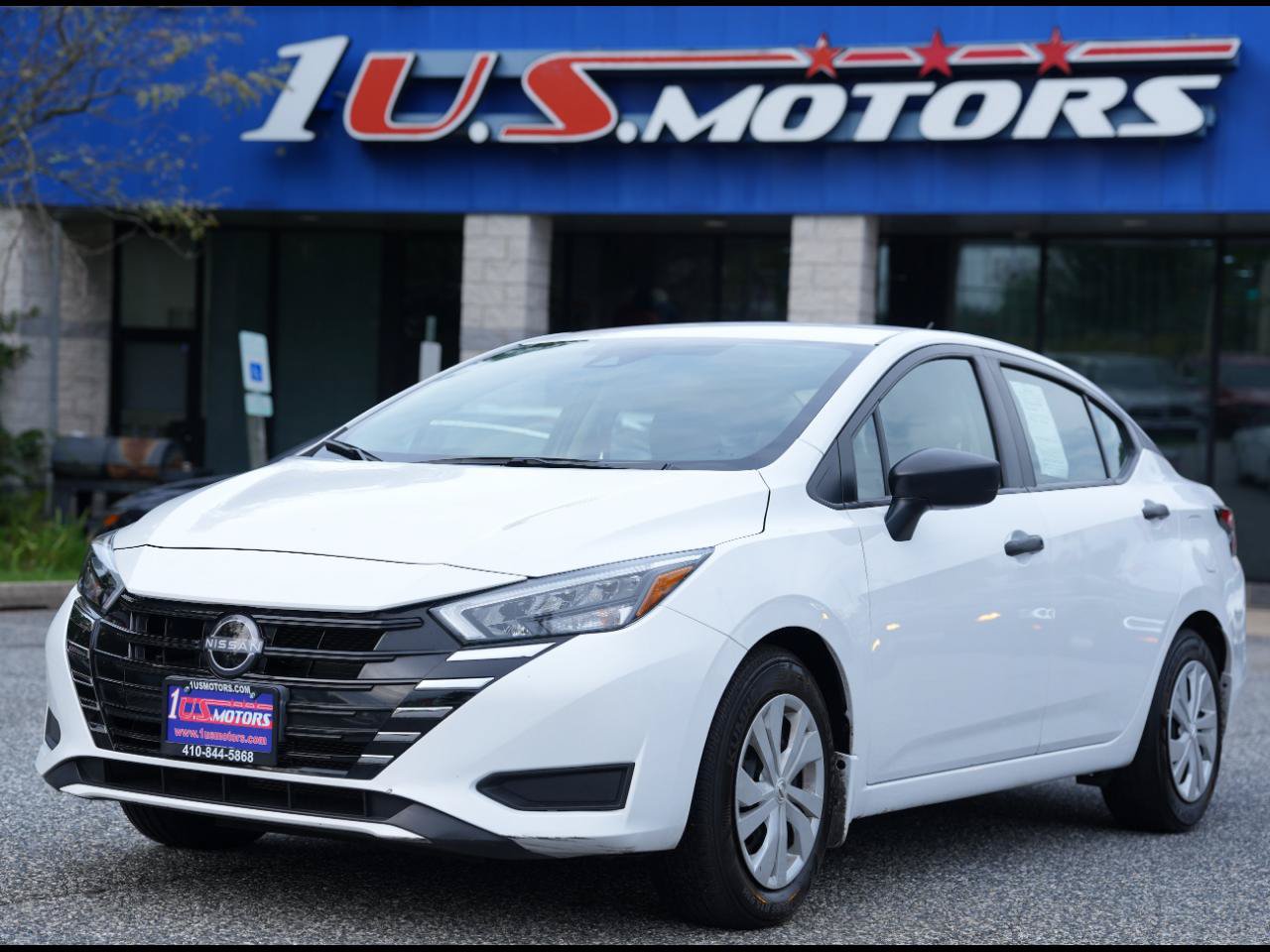 Used 2025 Nissan Versa S w/ Trunk Package FWD image 1