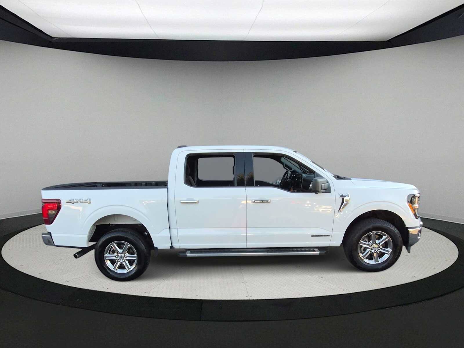 Used 2024 Ford F150 XLT w/ Mobile Office Package AWD/4WD image 9