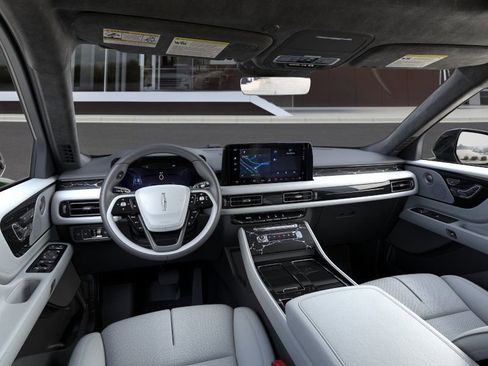 New 2026 Lincoln Aviator Black Label AWD/4WD image 9