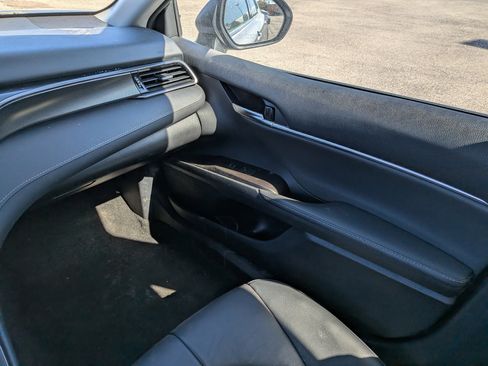Used 2024 Toyota Camry XSE FWD image 16