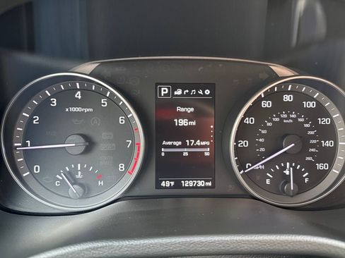 Used 2017 Hyundai Elantra Limited w/ Limited Tech Package 04 image 21