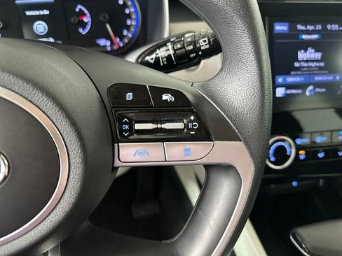 Certified 2023 Hyundai Tucson SEL AWD/4WD image 16