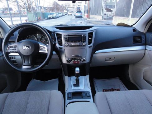 Used 2013 Subaru Legacy 2.5i Premium w/ All-Weather Pkg image 10