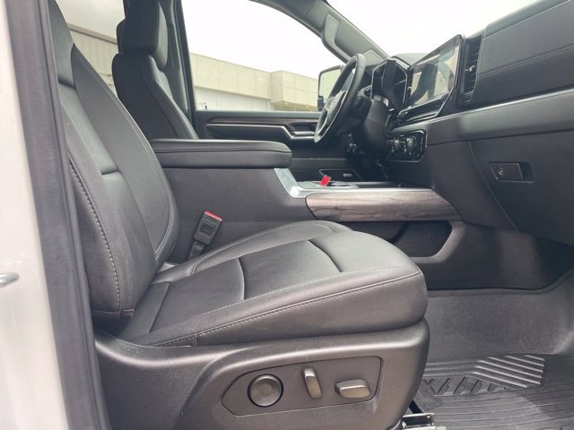Used 2025 Chevrolet Silverado 2500 LTZ w/ LTZ Premium Texas Edition AWD/4WD image 18