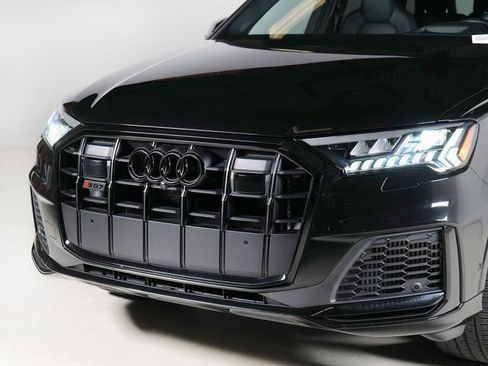 Used 2023 Audi SQ7 Prestige w/ Prestige Package AWD/4WD image 28