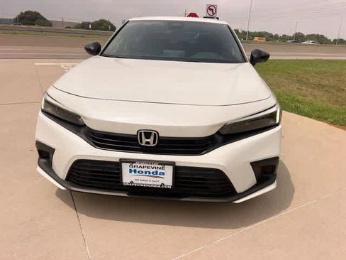 Used 2023 Honda Civic Sport image 7