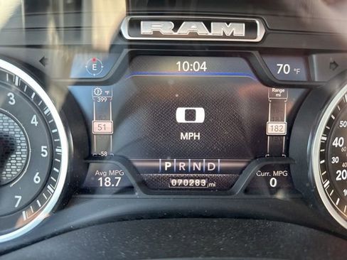 Used 2022 RAM 1500 Laramie AWD/4WD image 15