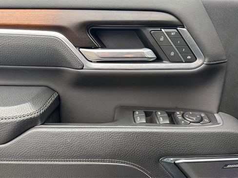 Used 2025 GMC Sierra 2500 Denali image 11