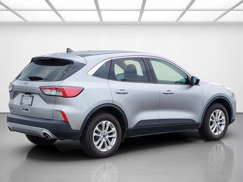 Used 2022 Ford Escape SE w/ Cold Weather Package AWD/4WD image 5