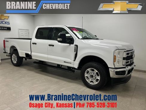 Used 2026 Ford F250 XLT AWD/4WD image 1