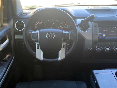 Used 2018 Toyota Tundra SR5 image 9