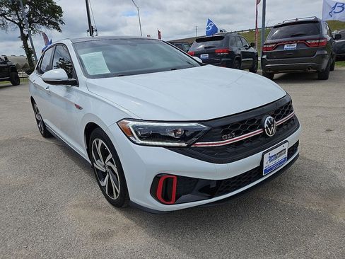 Used 2024 Volkswagen Jetta GLI Autobahn FWD image 11