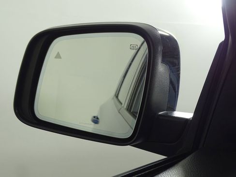 Used 2024 Dodge Durango GT image 43