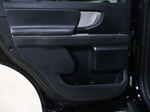 Used 2025 Ford Expedition Active RWD image 19