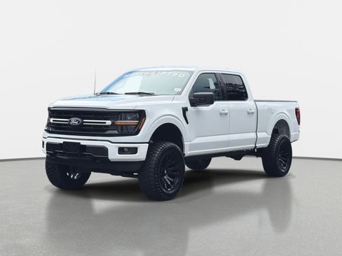 Used 2025 Ford F150 XLT w/ Equipment Group 301A Standard AWD/4WD image 14