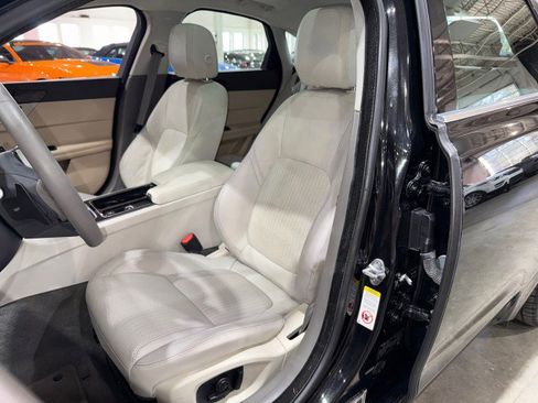 Used 2016 Jaguar XF Prestige image 79