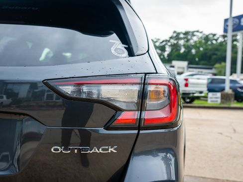 Certified 2025 Subaru Outback Limited w/ Popular Package #2 AWD/4WD image 17