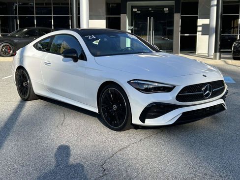 Certified 2024 Mercedes-Benz CLE 300 4MATIC Coupe image 4