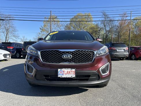 Used 2017 Kia Sorento AWD image 2