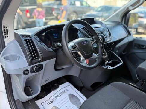 Used 2018 Ford Transit 350 XLT image 22