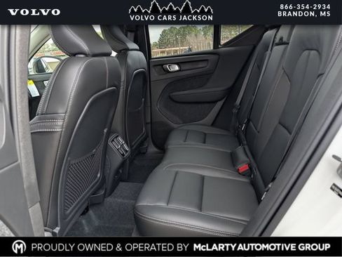 New 2026 Volvo XC40 B5 Core AWD/4WD image 21
