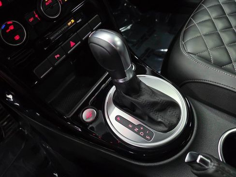 Used 2019 Volkswagen Beetle 2.0T Final Edition SEL FWD image 26