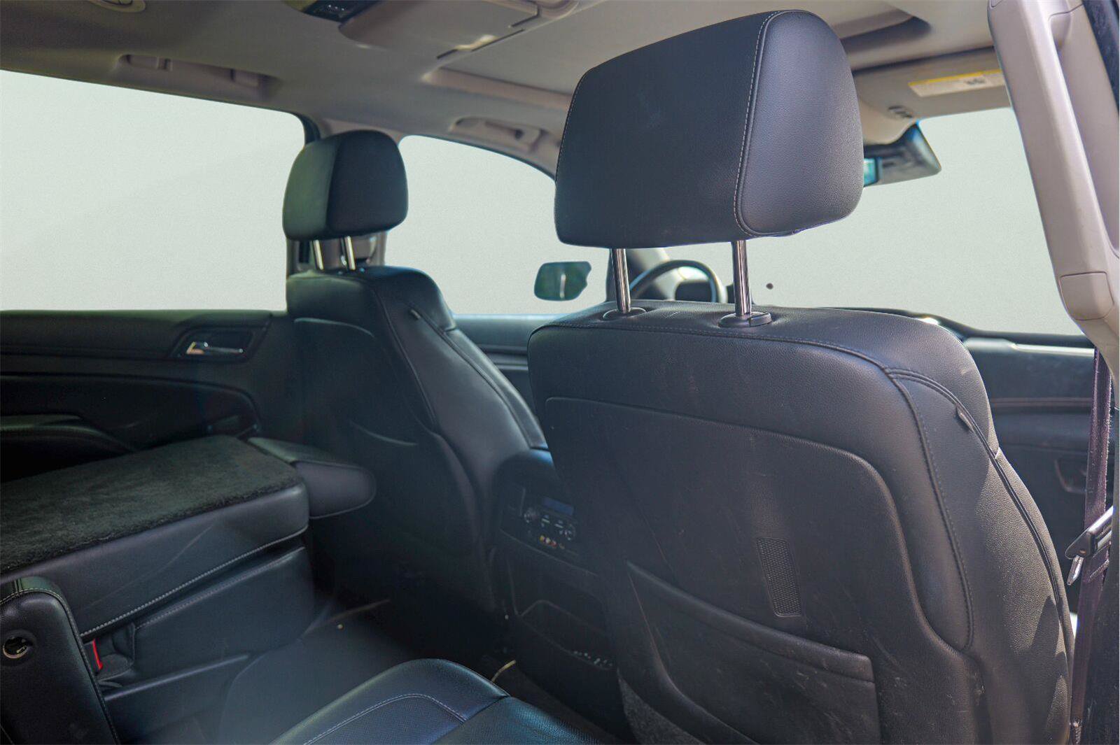Used 2015 Chevrolet Tahoe LTZ RWD image 16
