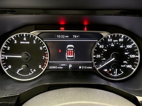 Used 2025 Nissan Pathfinder SV AWD/4WD image 13