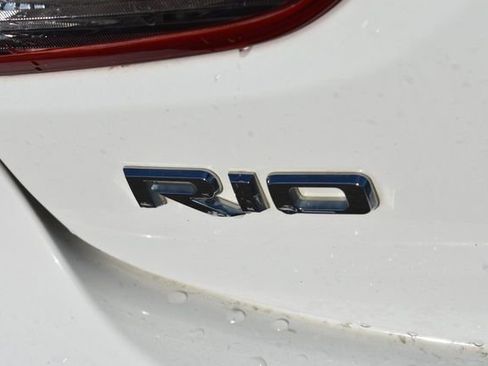 Used 2018 Kia Rio S image 13