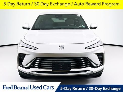 Used 2024 Buick Envista Preferred w/ Convenience II Package FWD image 3