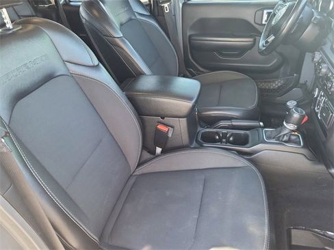Used 2021 Jeep Gladiator Sport image 10