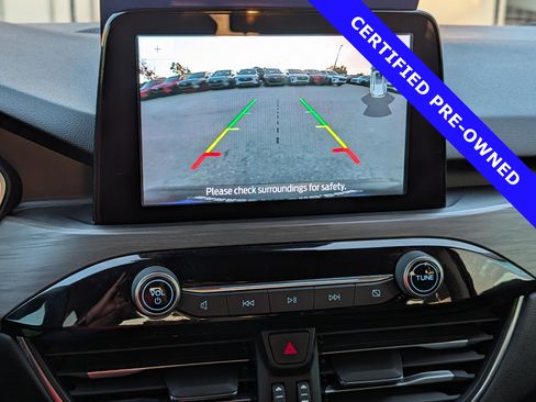 Certified 2020 Ford Escape Titanium image 30