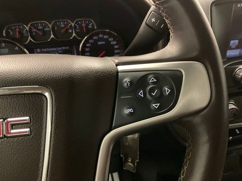 Used 2015 GMC Sierra 1500 SLT w/ SLT Crew Cab Value Package image 29